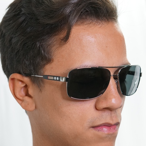 Burberry Men's Square Black Sunglasses - Picture 1 of 4